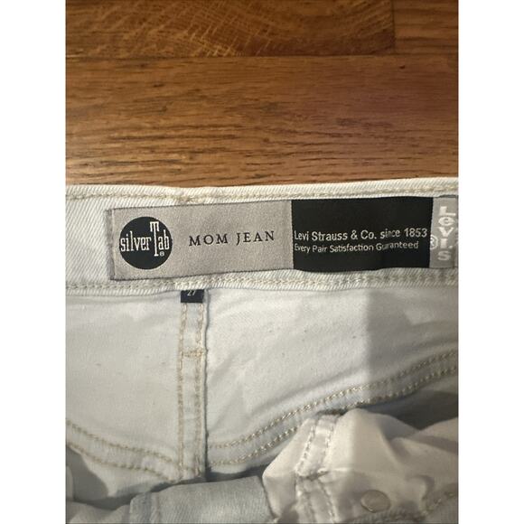 Levi’s Silver Tab Jeans Womens Mom Jean 27/29 Light Wash Lavender Print Flower - Picture 6 of 16